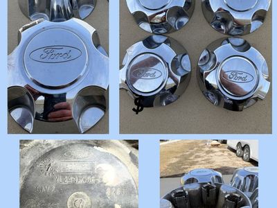 Set Of Genuine Ford Motor Company Center Caps