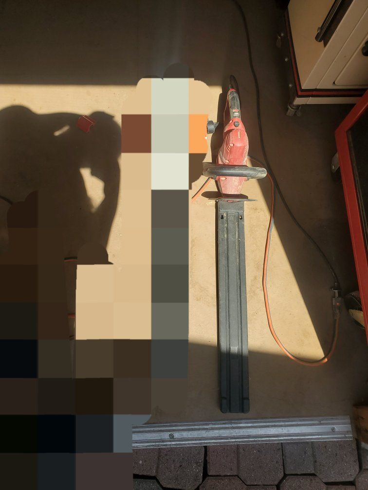 Main image 4
