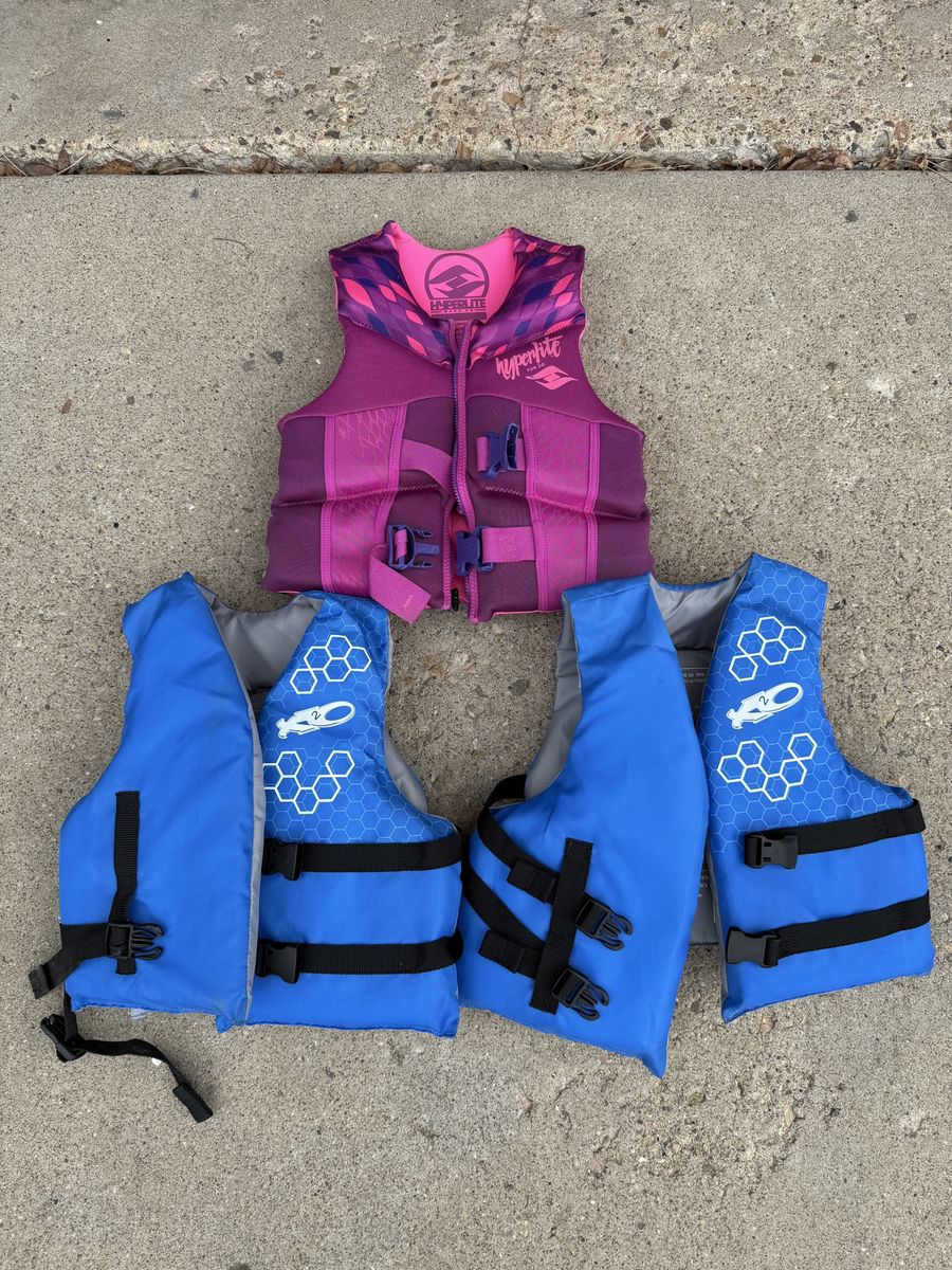 Youth Life Vests (HyperLite / X2o)