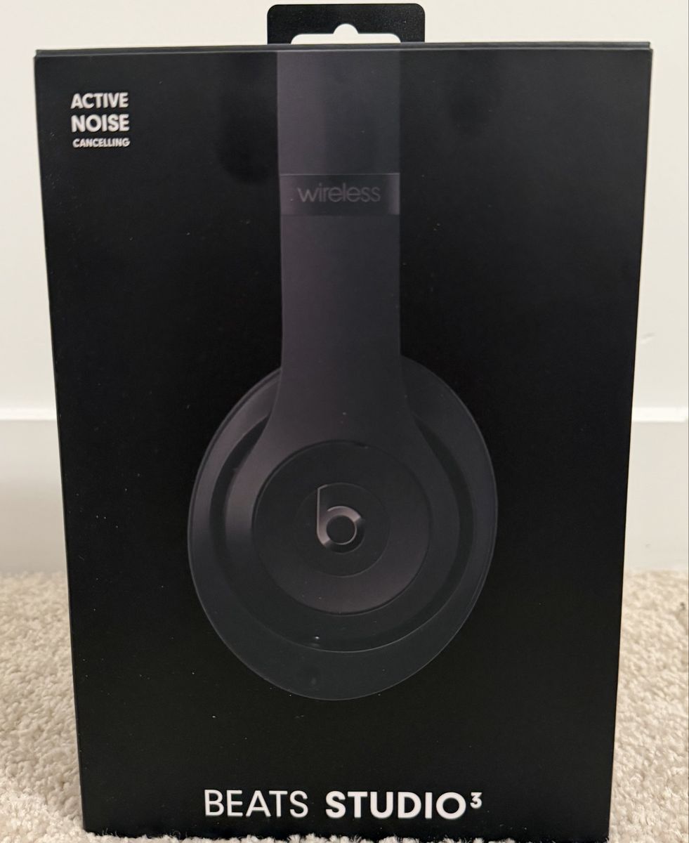NEW BEATS STUDIO 3 Headphones