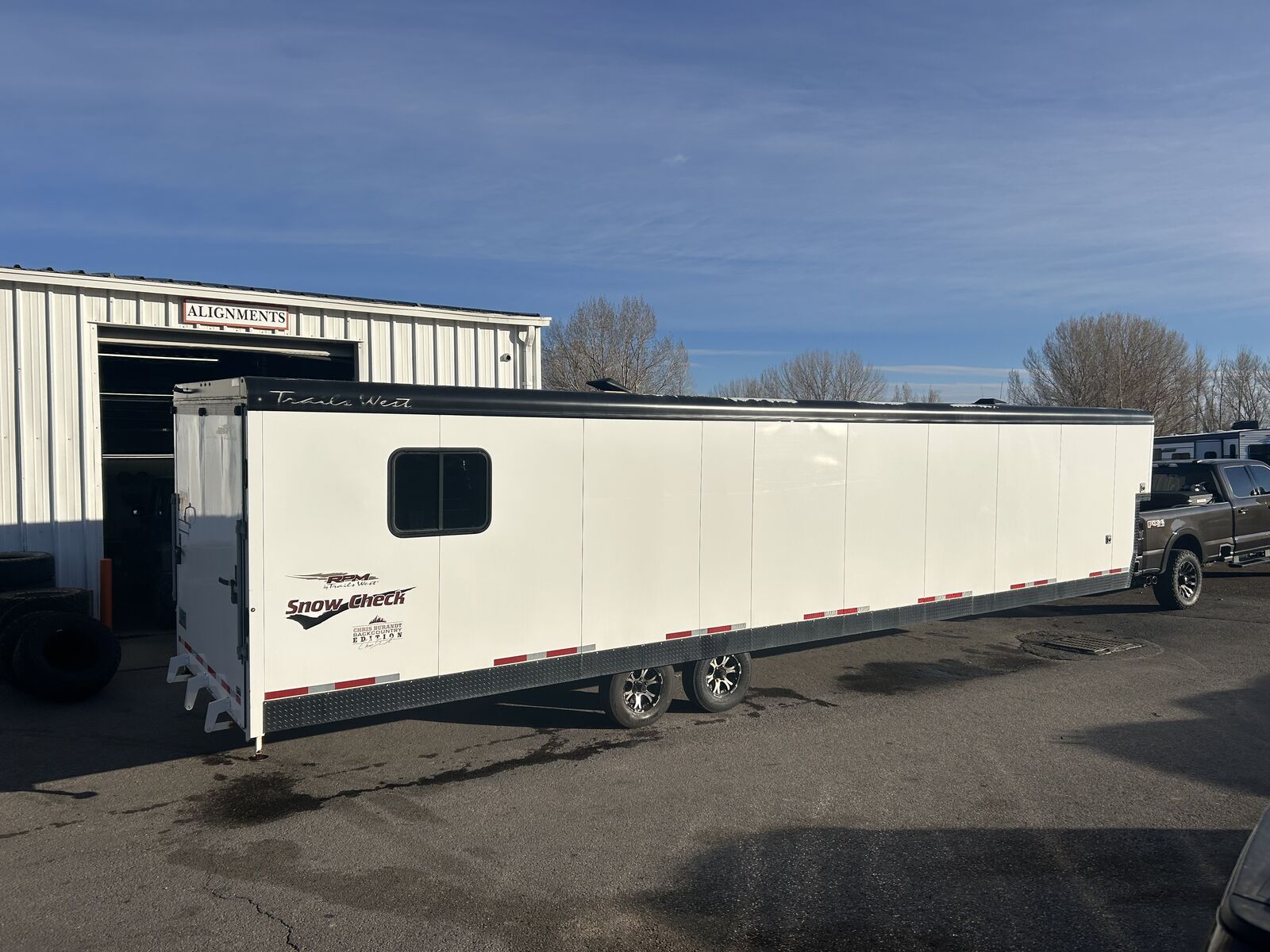 2019 34' trails west rpm, snow check Chris burandt back country edition