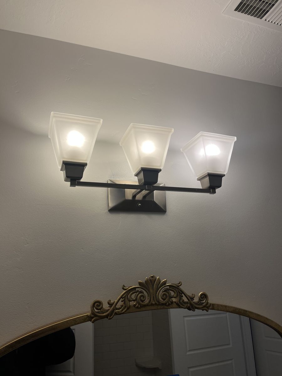 3 Light Fixture