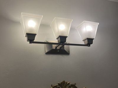 3 Light Fixture