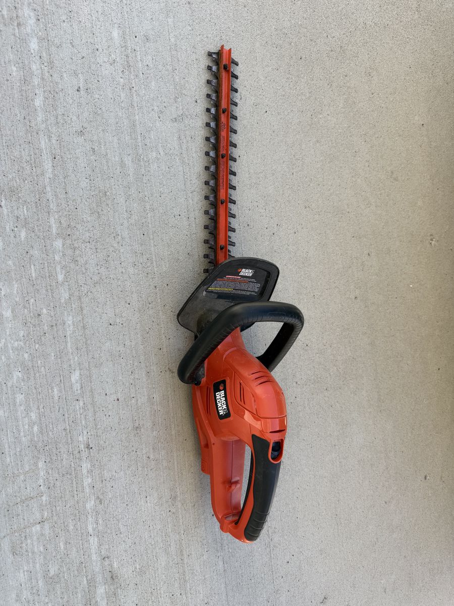 Black And Decker Hedge Trimmer