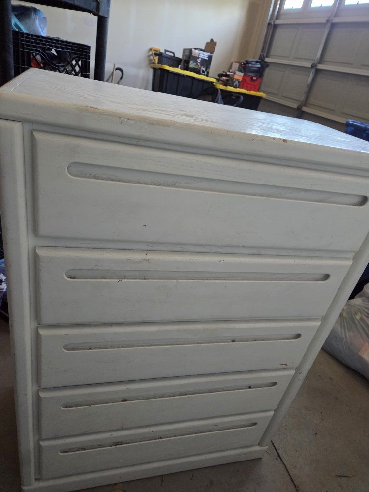 dresser