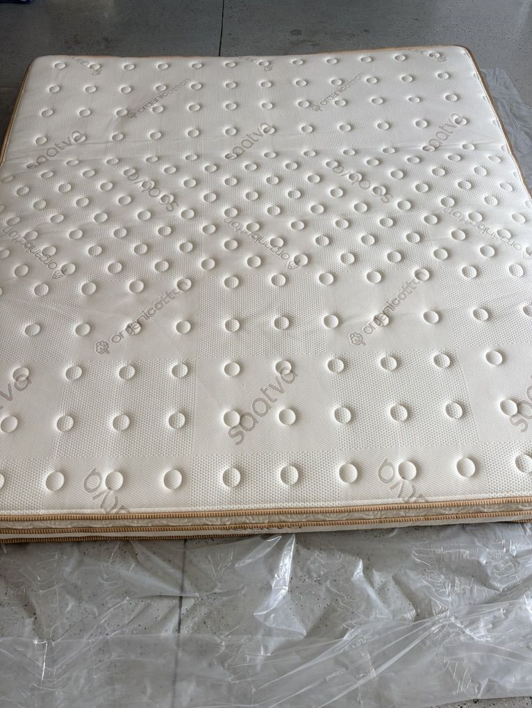 Saatva Classic 11.5 King Mattress