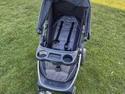 Chicco Bravo Quick-Fold Travel System Stroller - Grey, Infant to 50 lbs