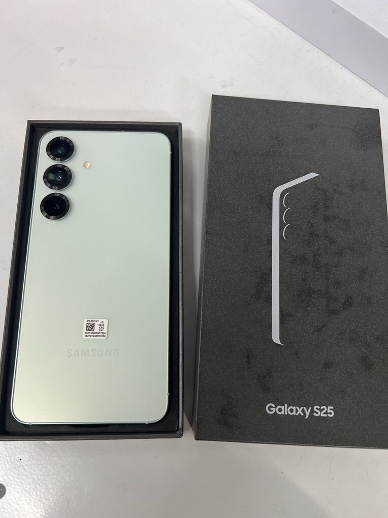 Samsung S25 brand new