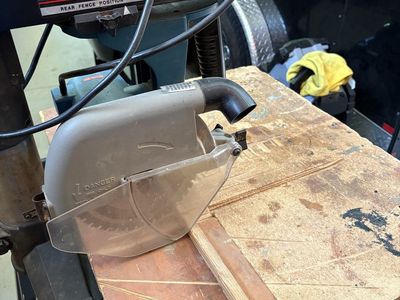 RA-200 8 1/4" Radial Arm Saw with New Blade - Works Great!