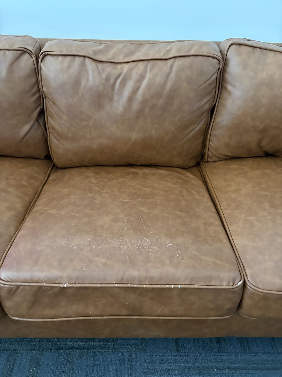 Main image 4