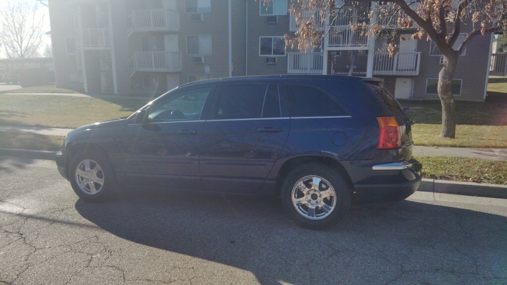 2005 Chrysler Pacifica Touring