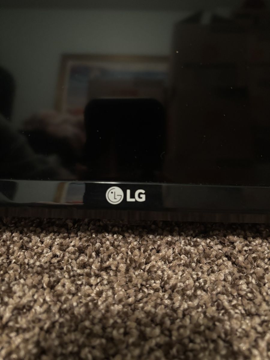 LG TV, 50” model 50UK6090PUA