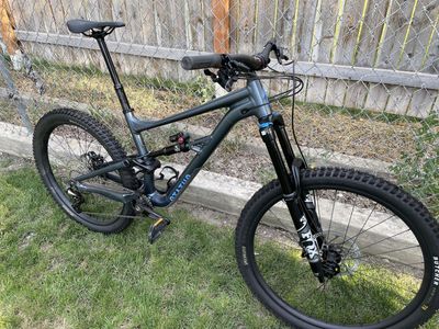 Specialized STATUS S4 Mullet 160/180mm **LIKE NEW**