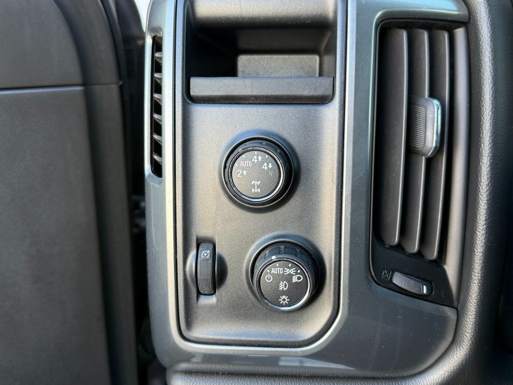 Main image 11