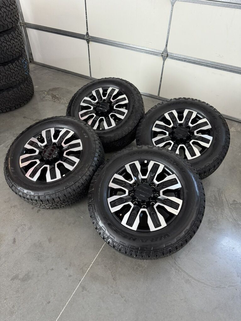 BRAND NEW 2025 Gmc 3500 Denali OEM Rims/ 275/65/20