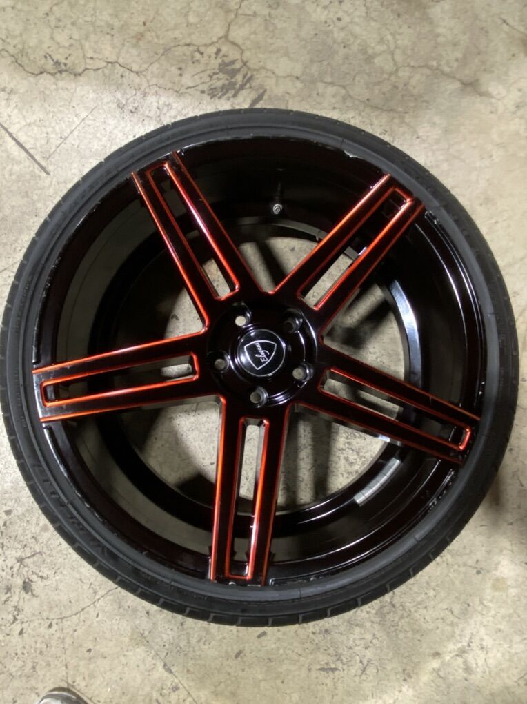 Wheells And Tires 20' 8.5 5114.3 5x4.5