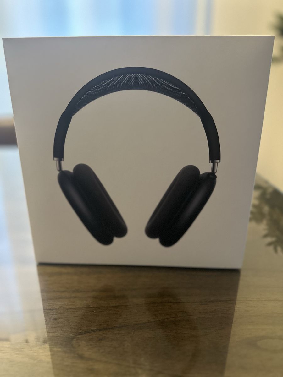 Apple AirPods Max 2 Wireless Over-Ear Headphones with Smart Case - Midnight