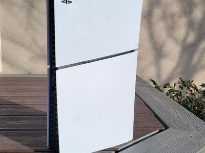 PS5 Slim Disc Edition + 2 DualSense Wireless Controllers, ps5, PlayStation5, playstation