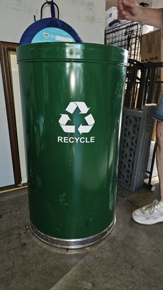 Large Green Recycle Bin with Removable Lid & Inner Liner - Commercial Grade