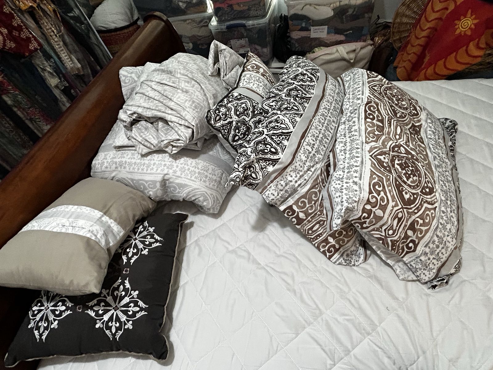 Main image 4