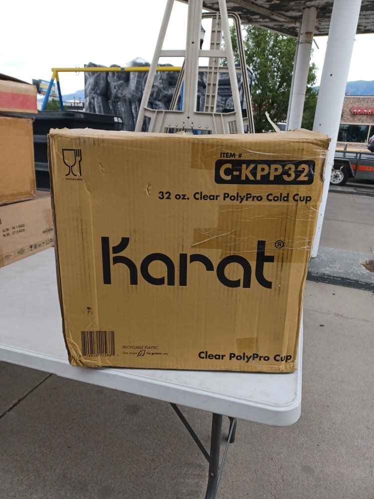 Karat C-KPP32 32 oz. Clear PolyPro Cold Cups - Box of Disposable Plastic Cups
