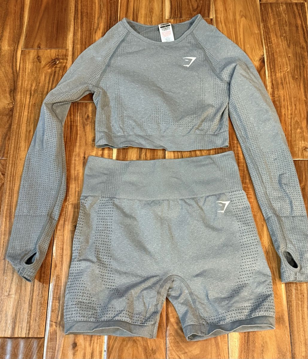 GymShark Womens Size Medium Crop Top & Shorts Set