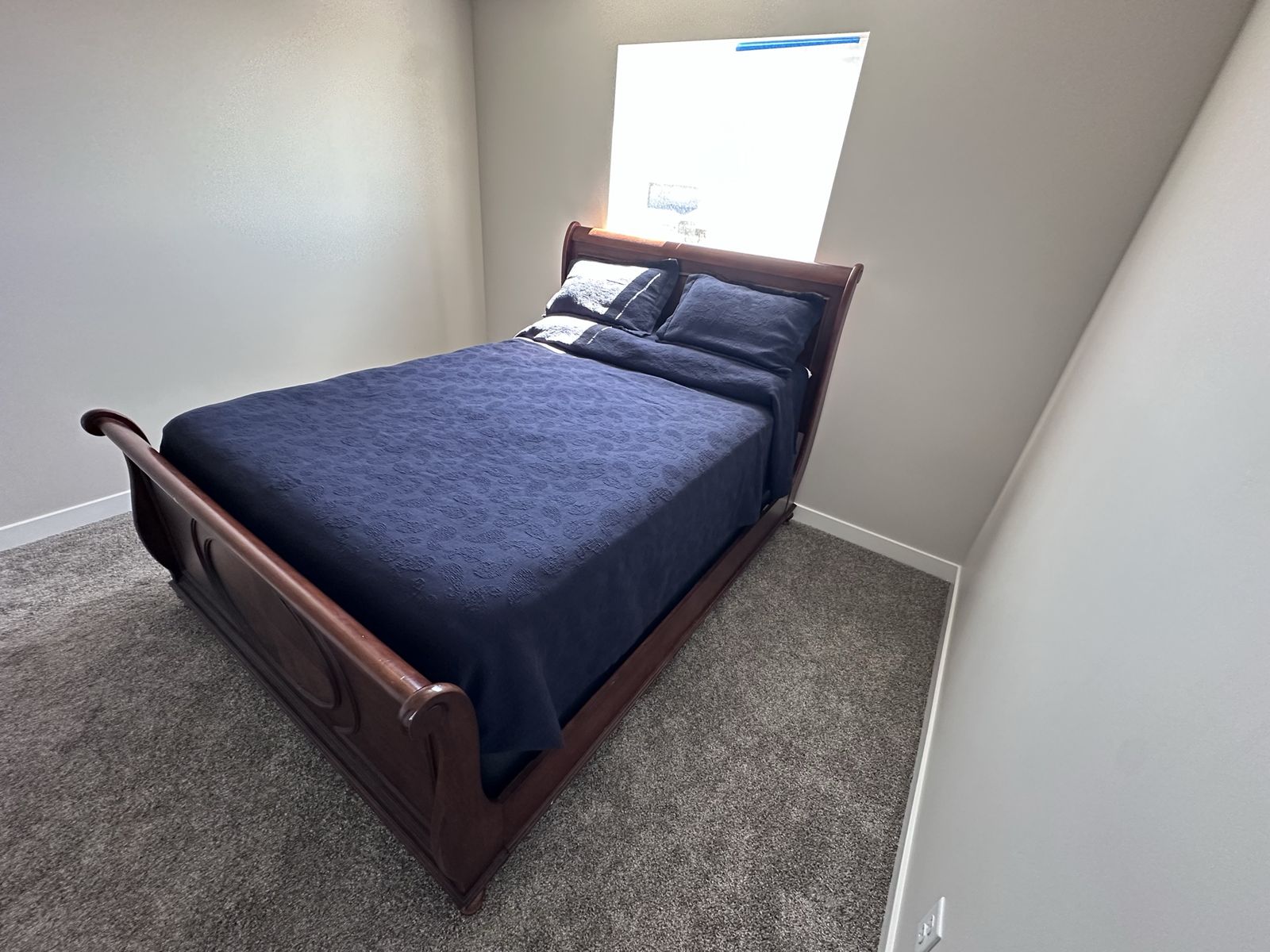 Wooden Queen Size Sleigh Bed Frame and matching bedroom set