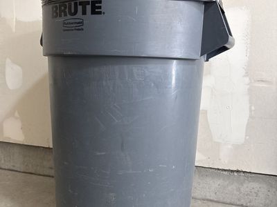 Brute Container On Wheels