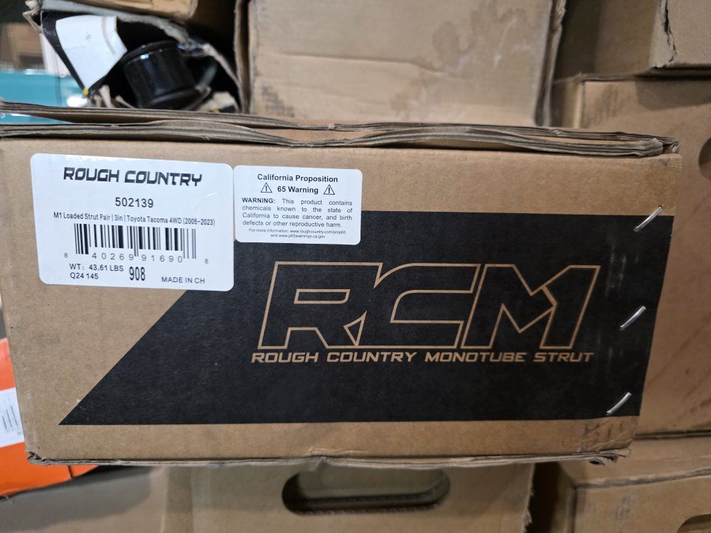 Rough Country M1 Loaded Strut Pair 3in for Toyota Tacoma 4WD (2005-2023) - New Suspension