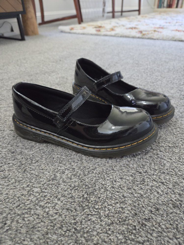 Dr. Doc Martens Black Patent Leather Mary Janes Women's Size 6