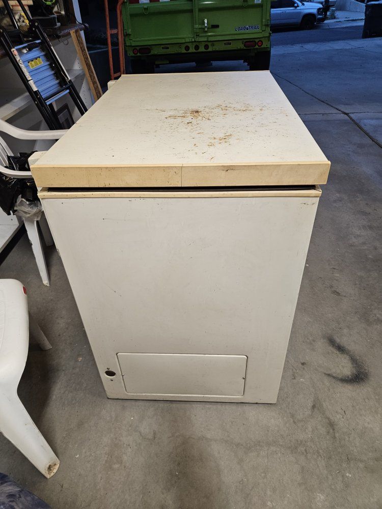 chest freezer 7 cubic feet