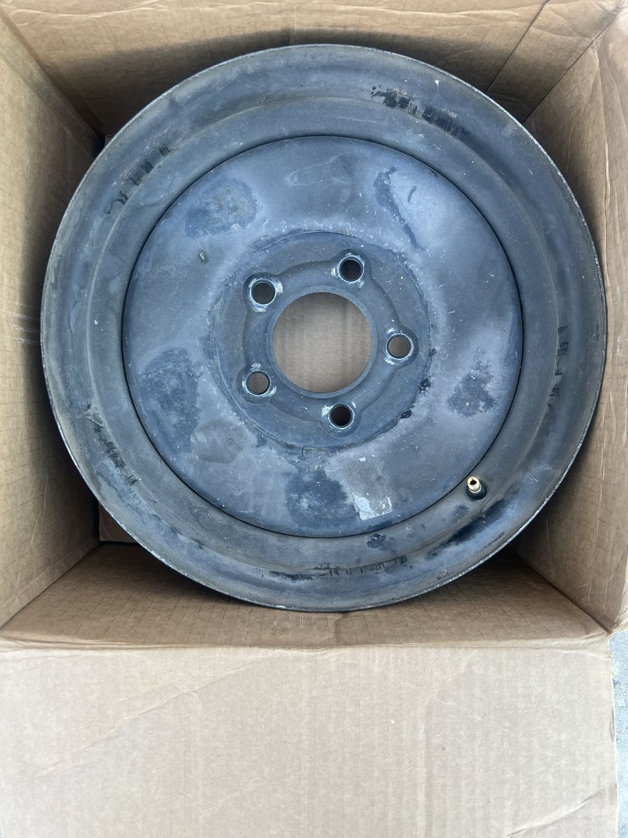 5 Lug Trailer Rims
