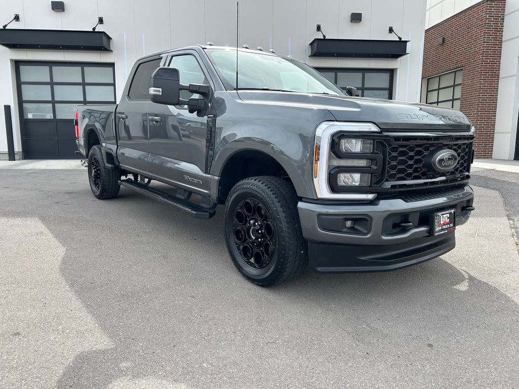 2026 Ford F-350 Super Duty Lariat