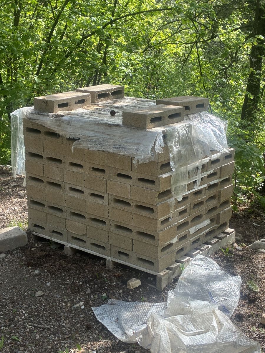 Main image 2