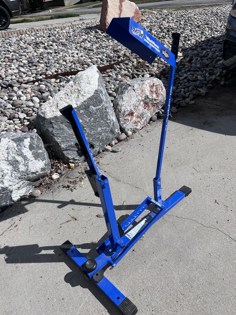 Louisville Blue Flame Pitching Machine