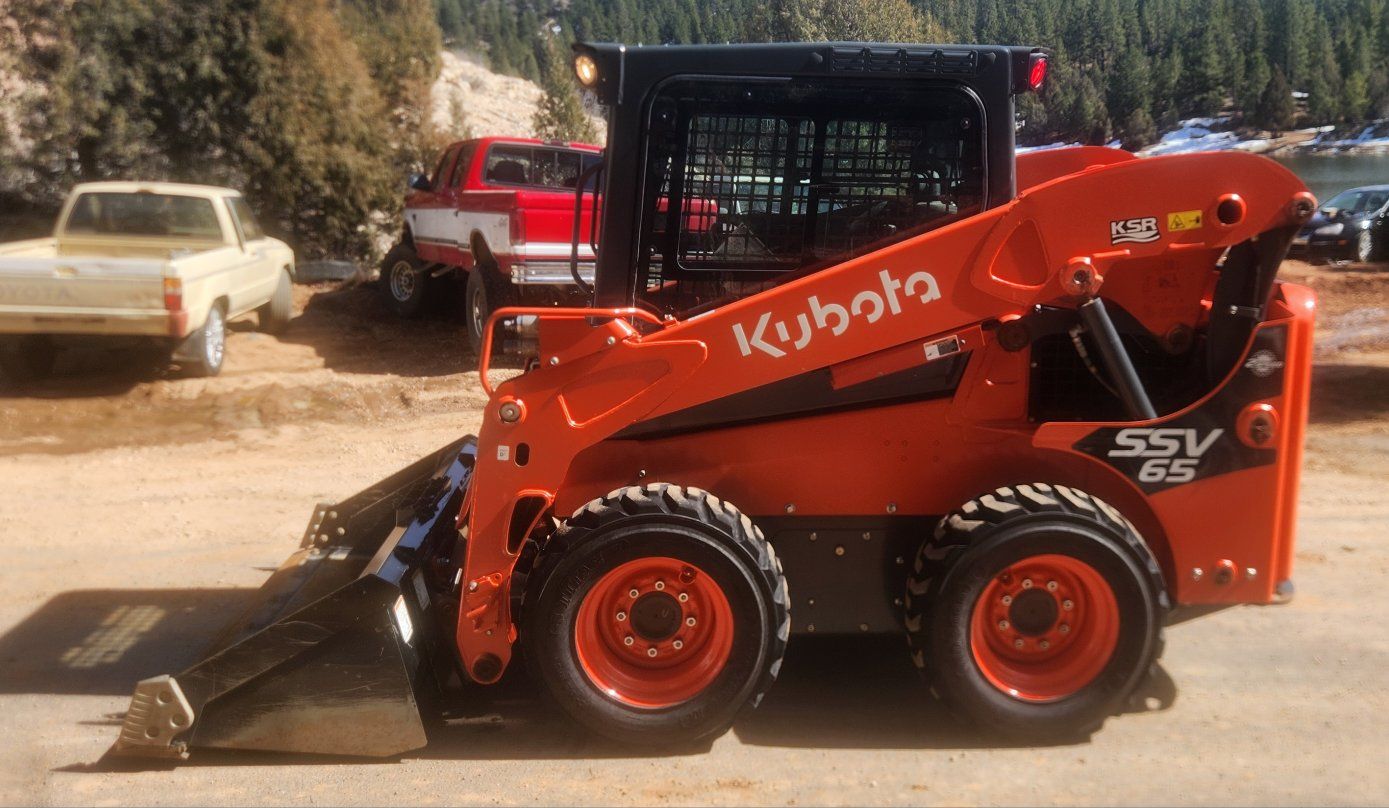 Still under warranty! Kubota SSV65 2023  high flow
