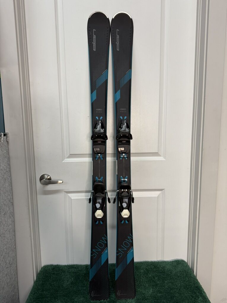 ELAN 146cm Downhill Snow Skis With Bindings