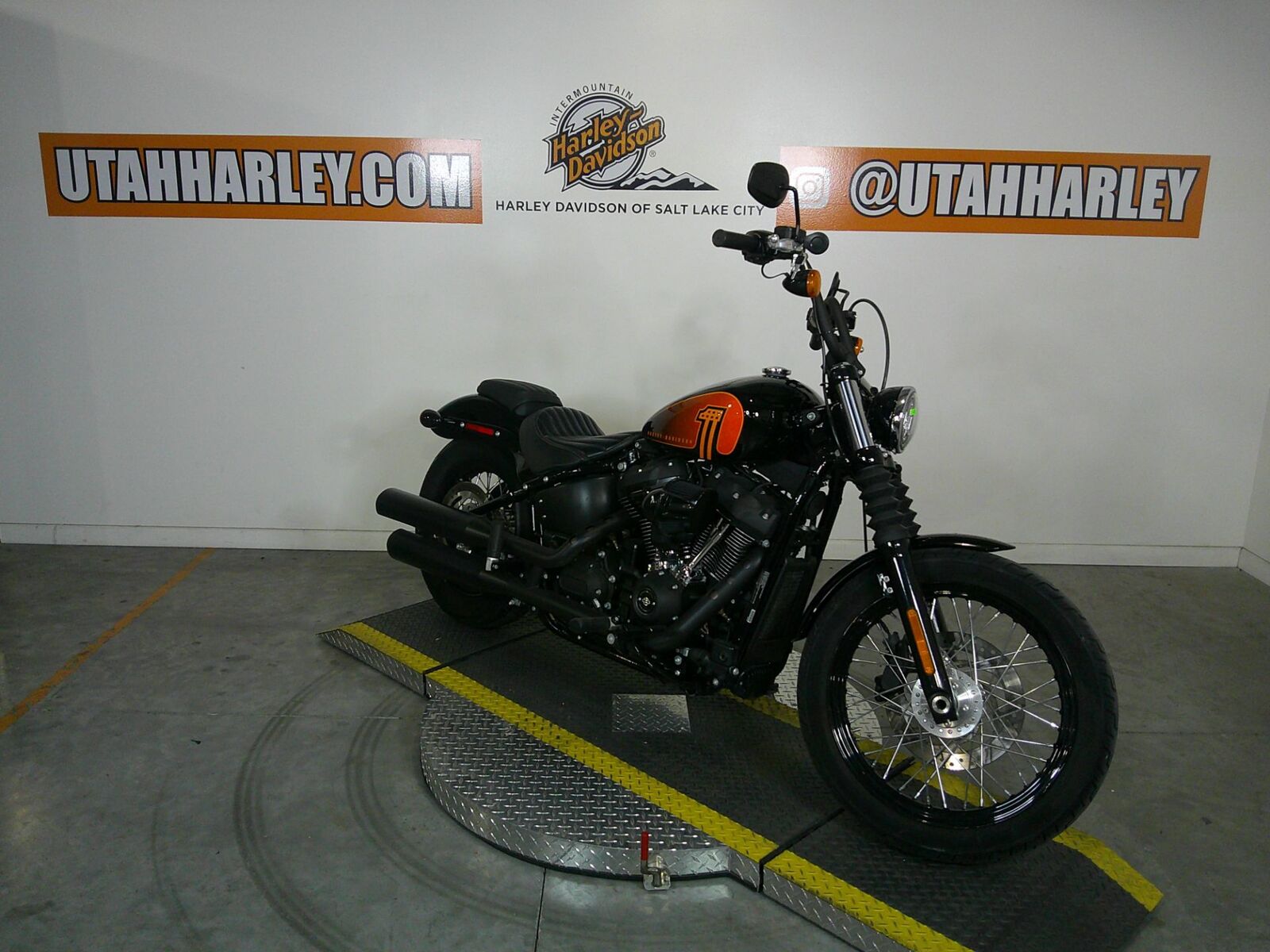 Harley-Davidson 2021 Street Bob 114