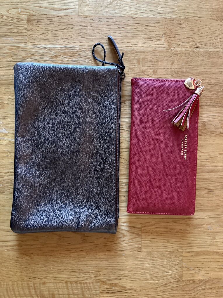 NEW Accessories: Wallet And Cosmetic Bag