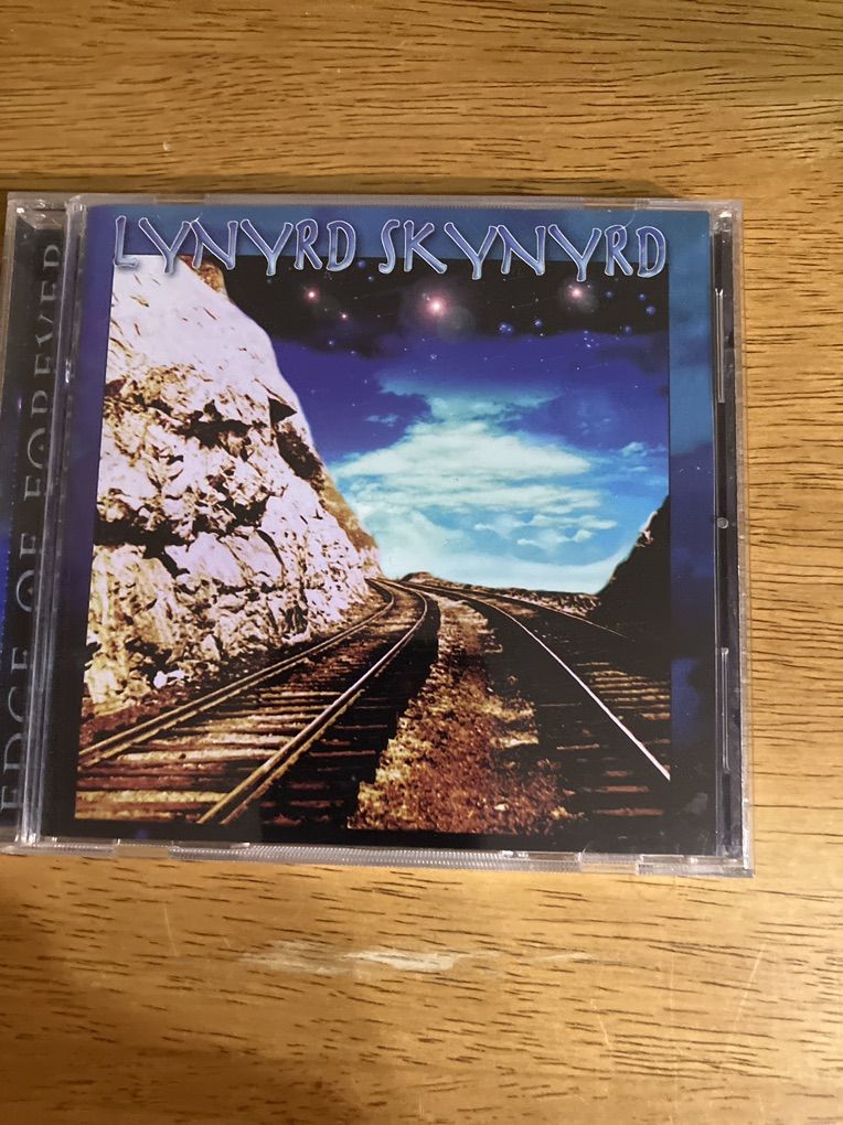 Lynyard Skynyrd CD: Edge of Forever
