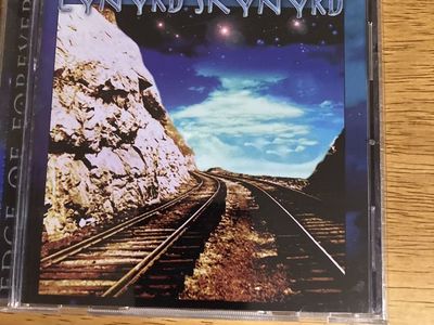 Lynyard Skynyrd CD: Edge of Forever