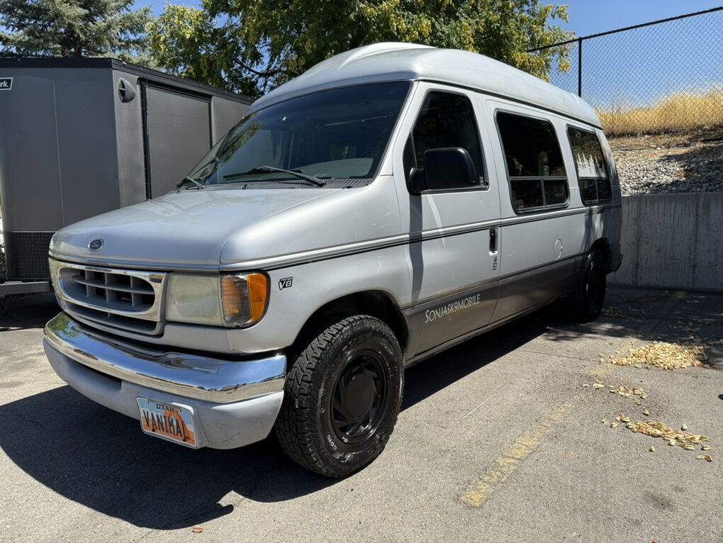 2002 Ford E-Series E-150