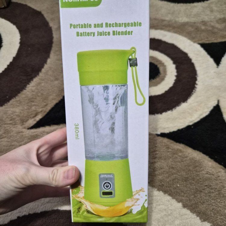 New Portable Rechargeable Battery Juice Blender 380ml Personal Smoothie Maker