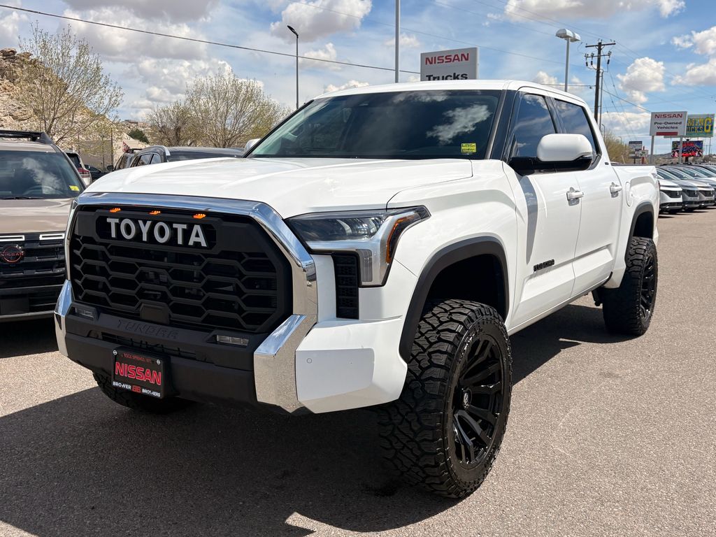 2022 Toyota Tundra SR5