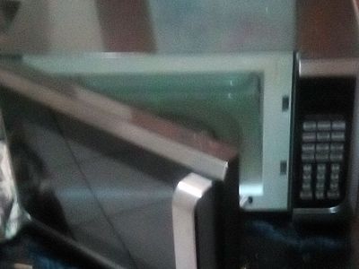Countertop Microwave Oven - Stainless Steel