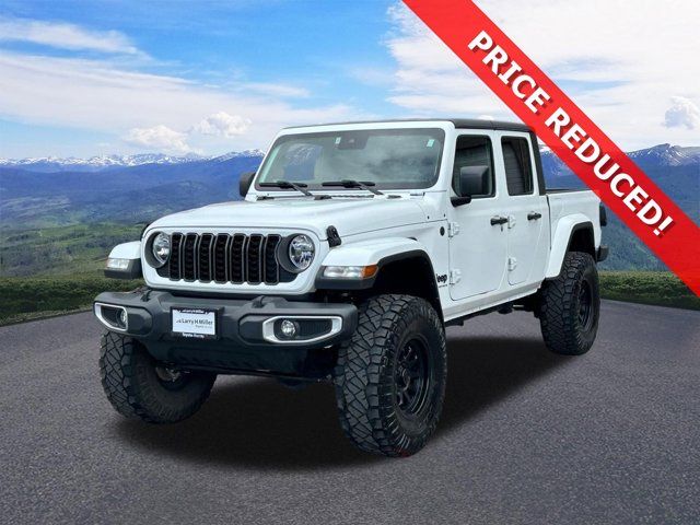 2024 Jeep Gladiator Sport S