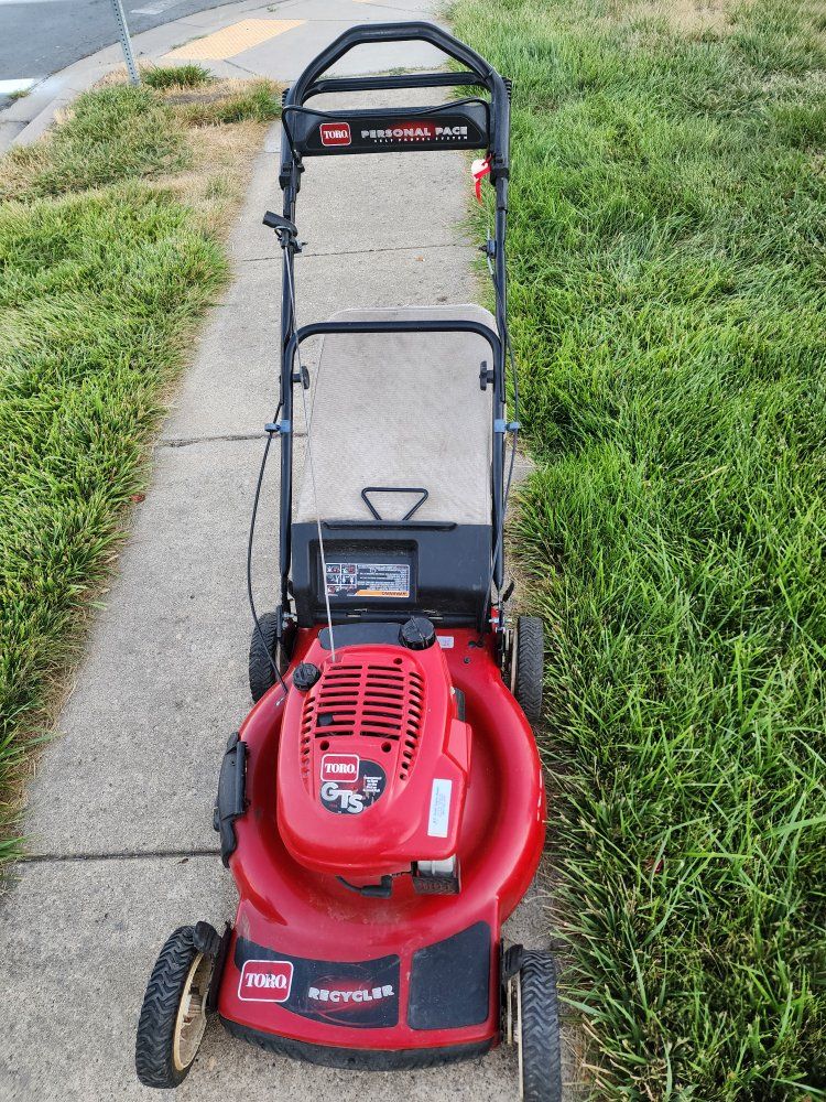 Toro Recycler Personal Pace GTS Self-Propelled Gas Lawn Mower