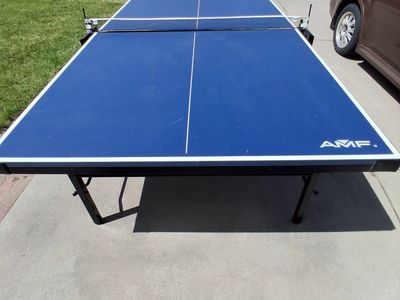 Ping pong table