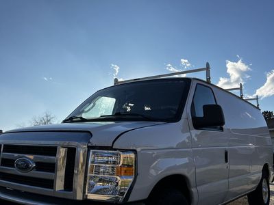 2013 FORD E E-150