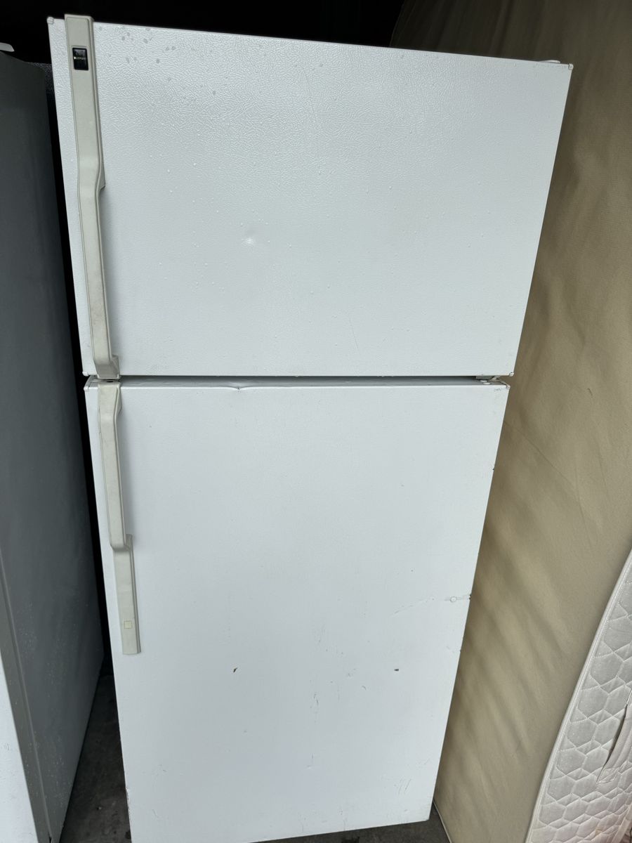 Main image 4